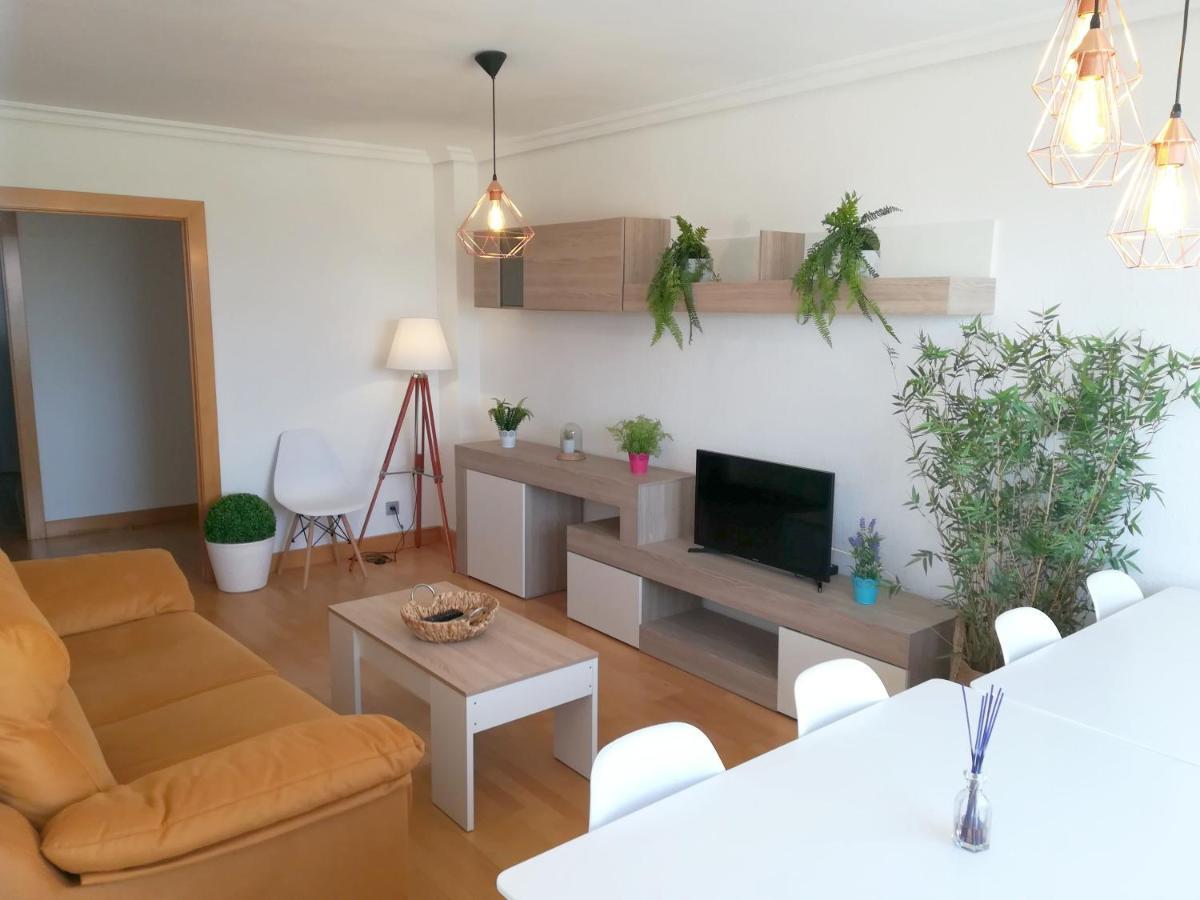 Atico Con Piscina Bellavista Apartment Tudela Exterior foto